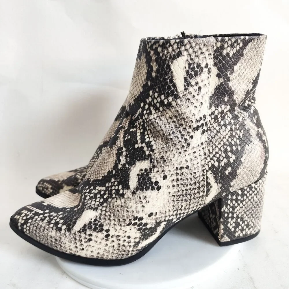 Madden Girl Ankle Boots‎ Size 8.5 Snakeskin Vegan Faux Leather Block Heel Dafni